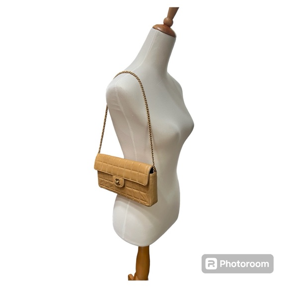 Vintage authentic CHANEL shoulder clutch bag square quilted lamb skin & gold - Picture 3 of 16